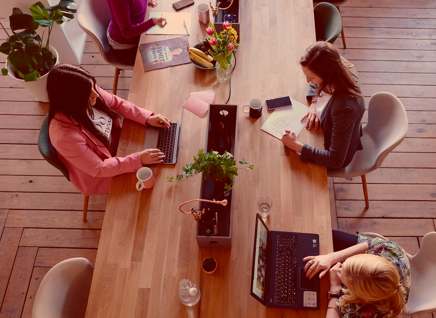 pexels-fauxels-3184324 1